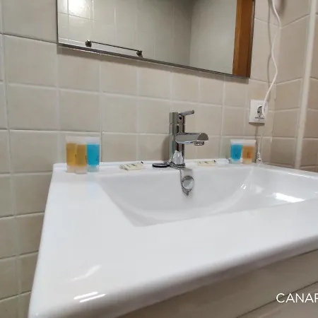 Intimate And Stilysh Apt, Pkg, Self Entry By Canary365 Apartment *