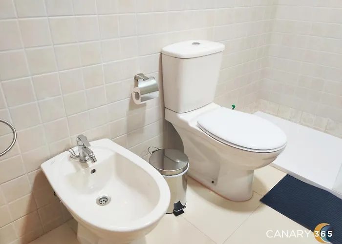 Appartement Intimate And Stilysh Apt, Pkg, Self Entry By Canary365 *