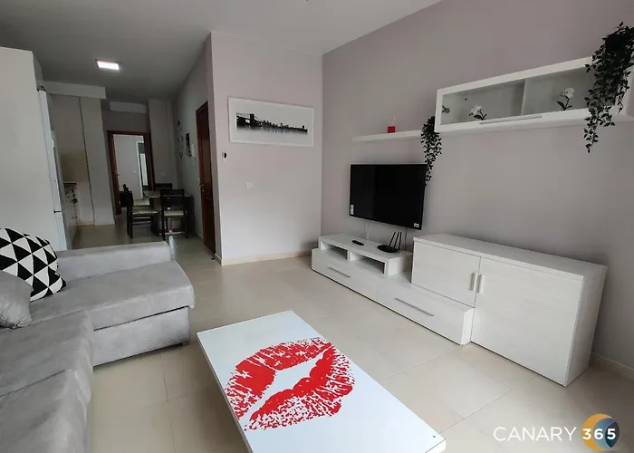 Intimate And Stilysh Apt, Pkg, Self Entry By Canary365